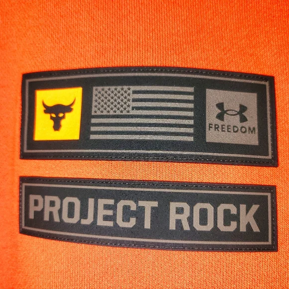 NWT UNDER ARMOUR x PROJECT ROCK VETERANS DAY HEAVYWEIGHT HOODIE ORANGE BLACK 2XL - Picture 5 of 11